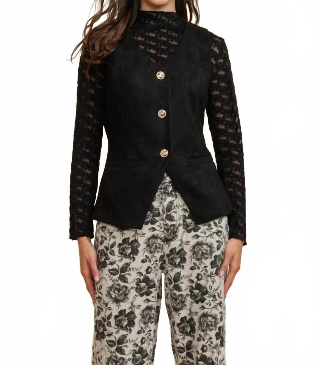 NEW A & SHE the emery vest in black
